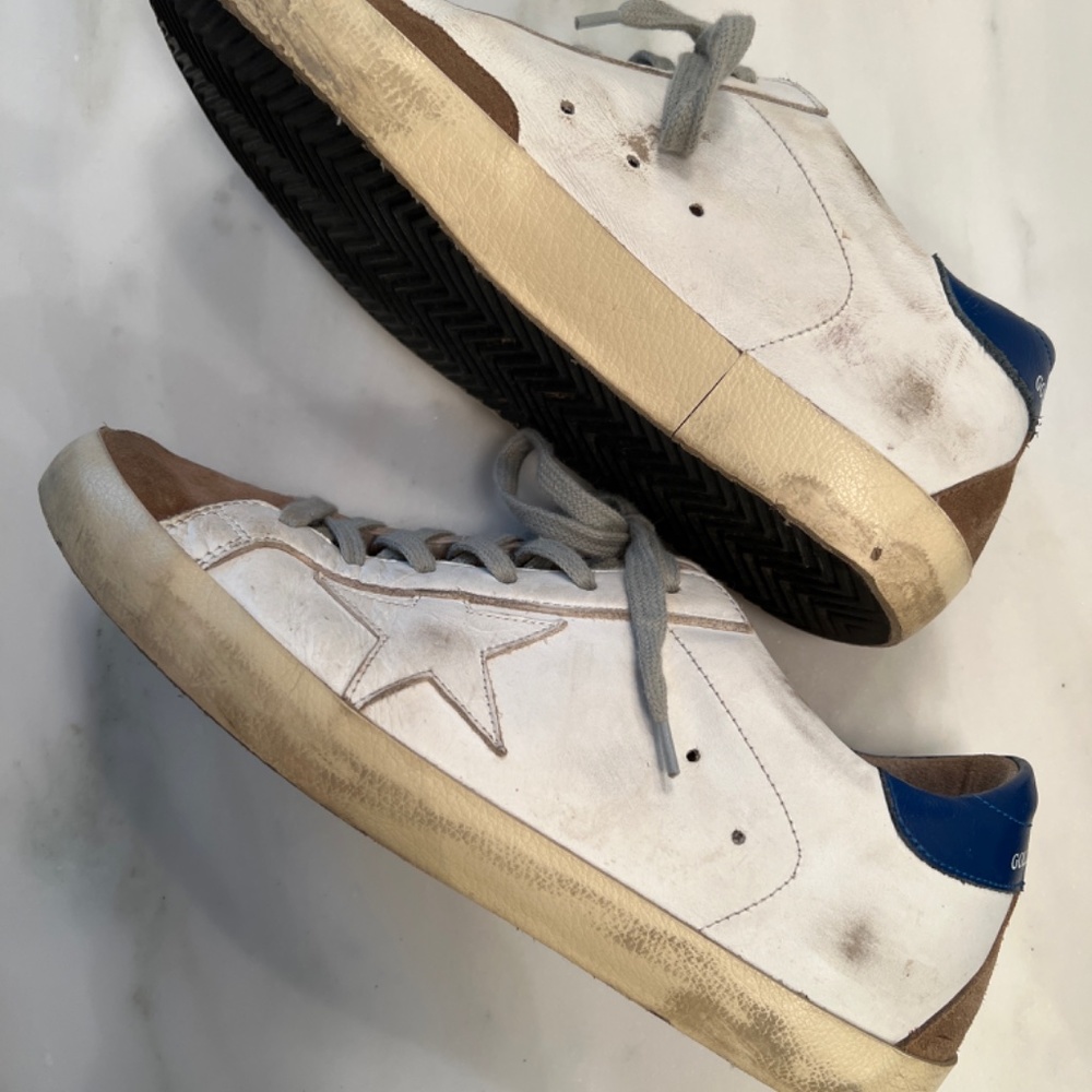 Golden Goose Superstars size 39